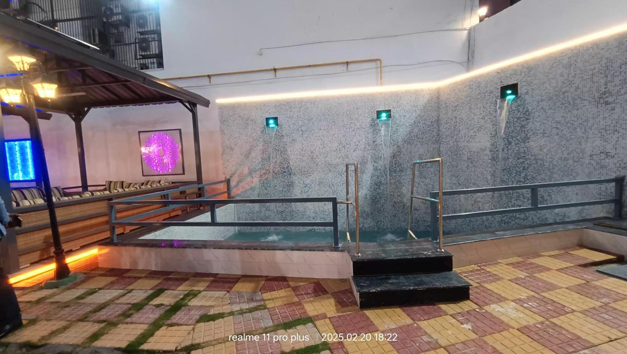 大诺伊达Twin Towers住宿加早餐旅馆 外观 照片